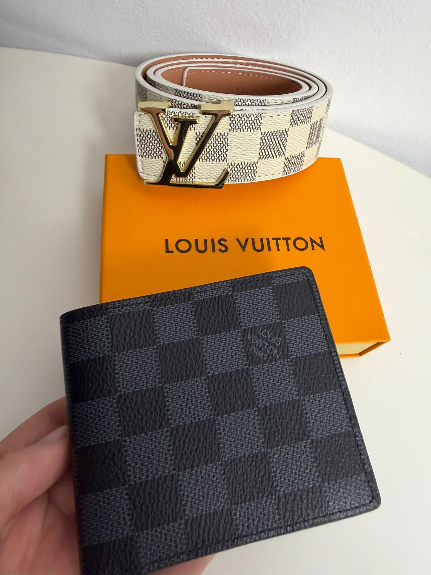 2 SET LV CUREA+PORTOFEL